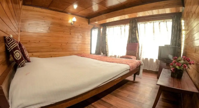 Двухместный номер Deluxe Goroomgo Broadway Annexe Darjeeling