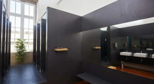 Кровать в общем номере (женский номер) The Passenger Hostel