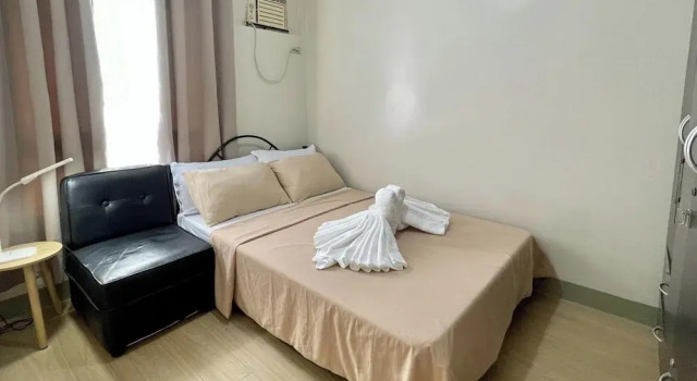 Apartment Sleeps 6 With Netflix