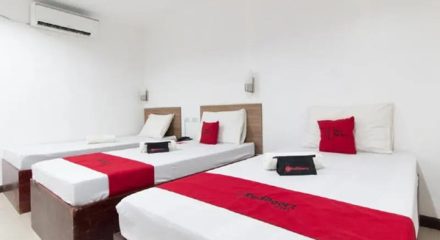 Номер Standard RedDoorz Plus near Vigan City Commercial Center