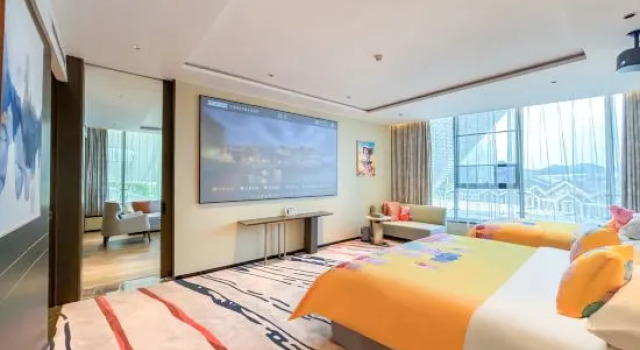 Люкс Charming Hotel