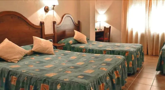 Hotel Bellpi, Забронировать Отель Отели Андорра-ла-Велья 3 звезды, рядом с Церковь Сант-Эстев, 3*