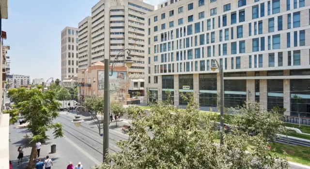 Двухместный люкс Deluxe NHE Machne Yehuda Apartments