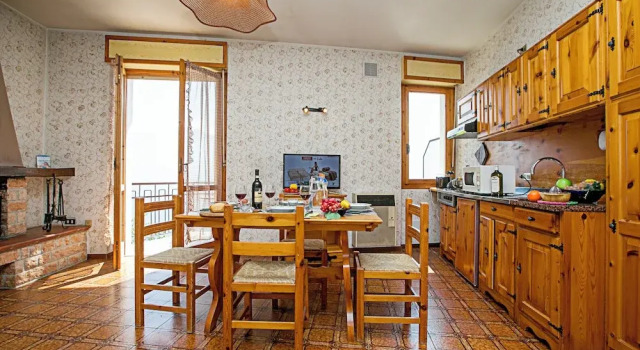 Семейные апартаменты с балконом и с видом на озеро Tremosine Wonderful Lake View 2