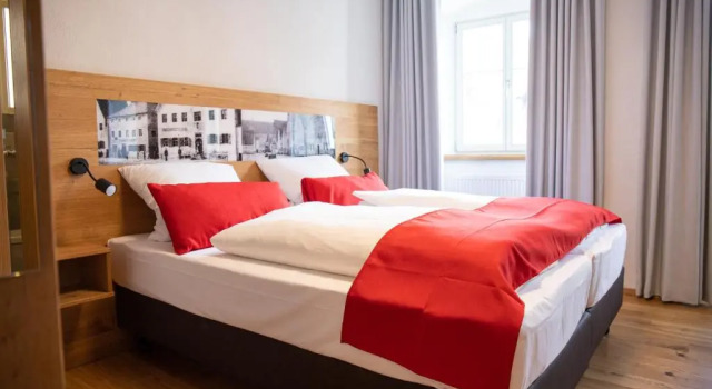 Altstadthotel Brauereigasthof Winkler, Buchen Sie Hotel Berching Altmühltal