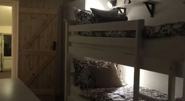 Cottage in Pickering Sleeps 6 Pets Welcome, Rezervați Casă de vacanță Pickering 