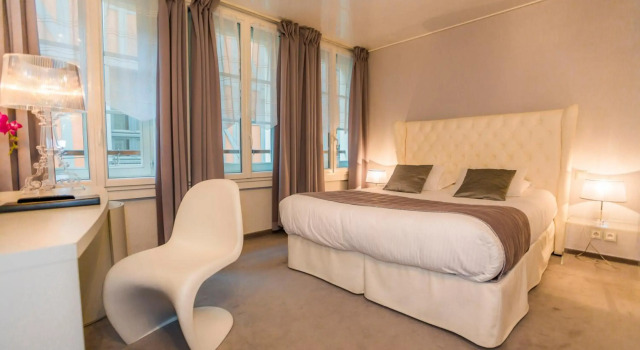 Hotel Relais Saint Jean Troyes, Забронировать Отель Отели Труа 3 звезды, рядом с Театр Madeleine, 3*