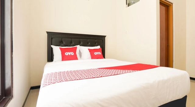 Anie Residence by OYO Rooms