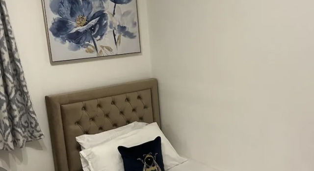 Коттедж Comfort TJ Homes - Double room with Single Bed - 3 Min to Tube station - London