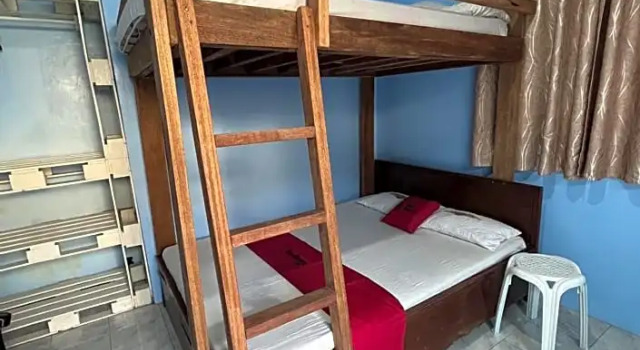 RedDoorz Hostel Monaliza Surf Resort, Rezervovat Hostel San Juan 
