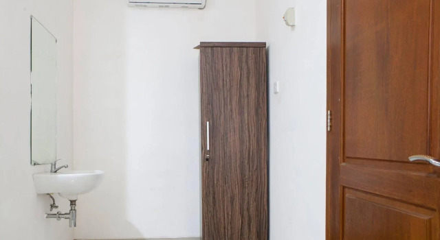 RedDoorz near Tegalega Park, Rezervasyon Otel Bandung Kidul Bandung