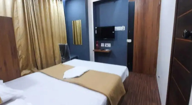 Hotel Madery, Забронировать Отель Недорогие отели штата Карнатаки, недорого
