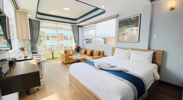 Студия Deluxe Home Away Do Quang Dau