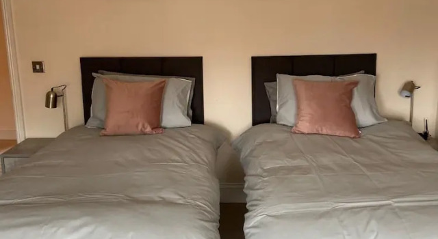 Central Location - 2 Bedroom Apartment, Varaa Huoneisto Asunnot kohteessa Merseyside, Huoneisto