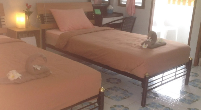 2N Guesthouse, Varaa Hotelli Hotellit Petchaburi aamiaisella, Aamiainen
