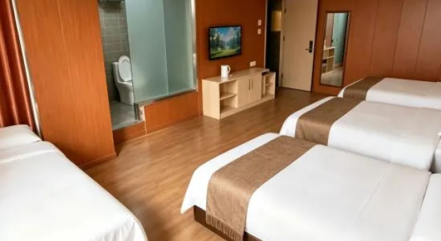 Кровать в общем номере Bazhong Women's Theme Hotel (Rongbang Wanda Plaza City Traditional Chinese Medicine Hospital Branch)