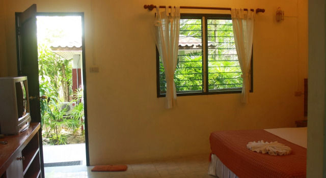 Samui Honey Backpacker Bungalow