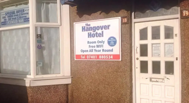 The Hangover Hotel, Забронировать Отель Блэкпул Ланкашир, рядом с Mecca Bingo