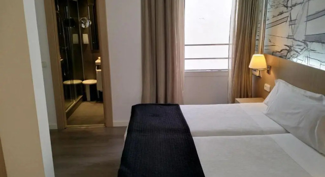 Hotel Mediterrani