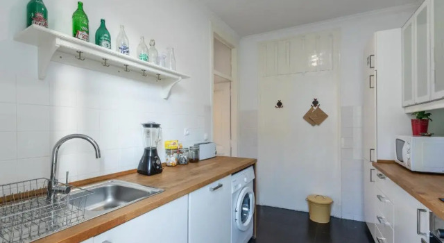 Bright Apartment with Two Bedrooms - BP31, Забронировать Апартаменты/квартира Отели Лиссабона с парковкой, рядом с Рештаурадориш, Парковка