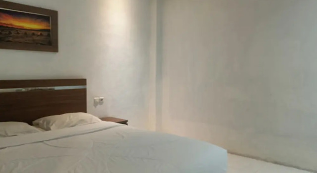 Hotel O Erbee Inn, Prenota Hotel Makassar 