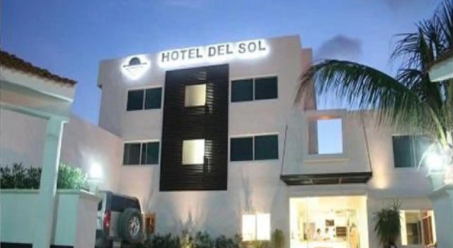 Hotel del Sol