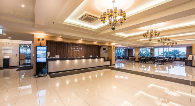 The Four Graces Resort