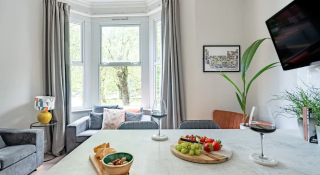 HG Collection - Cardiff City - Sleeps 6, Забронировать Отель Отели Кардиффа 4 звезды, рядом с Национальный музей Кардиффа, 4*