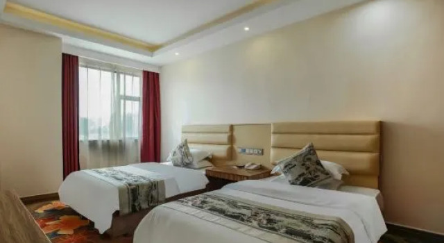 Люкс Executive Jinhai International Hotel