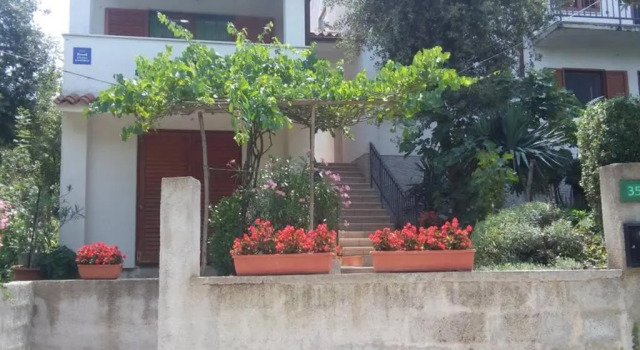 Štinjan-Studio apartment Petrić
