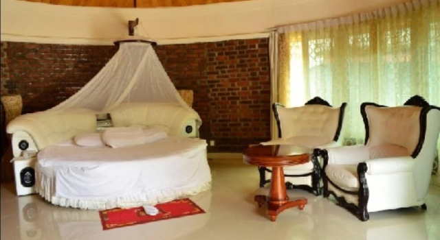 Lewi Resort and Spa