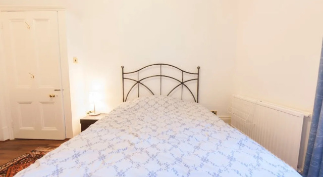 Newly Refurbished Victorian Style Flat for 2, Забронировать Отель Отели Лондона 3 звезды, рядом с Больница Чаринг-Кросс, 3*
