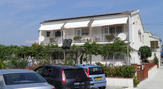 Adria Sun Apartments & More