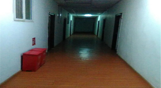 Lezhi Xinglong Hotel, Varaa Hotelli Ziyang Sichuan