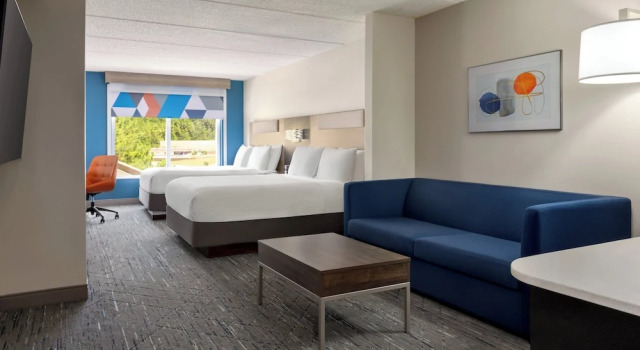 Четырёхместный люкс Holiday Inn Express Birmingham Irondale East by IHG