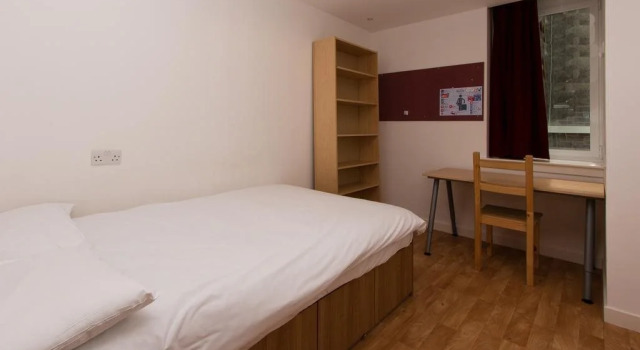 Destiny Student - Cowgate (Campus Accommodation), Забронировать Отель Старый город Эдинбург, рядом с Национальный музей Шотландии