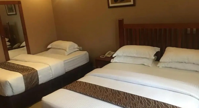 Summit Lodge
