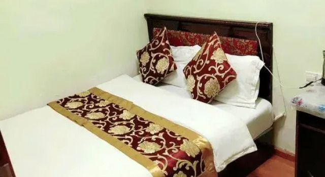 Kangding Jiahui Holiday Business Inn, Varaa Hotelli Hotellit Sichuan pysäköinnillä, Pysäköinti