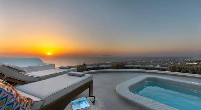 Вилла с 3 комнатами с видом на море Villa Vinea