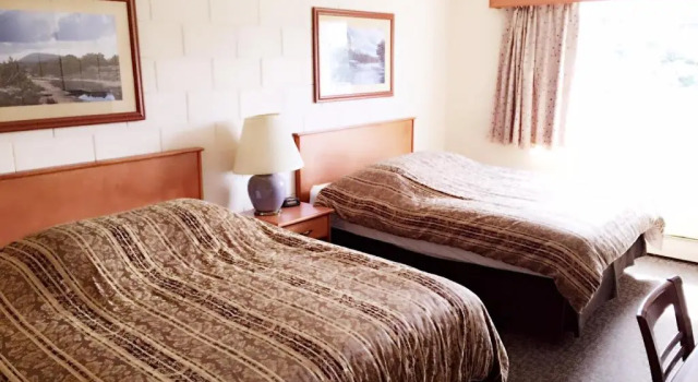 Четырёхместный номер Standard Haida Way Motor Inn