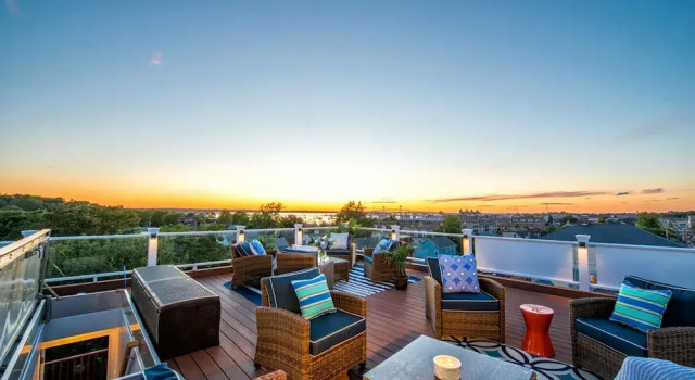 Номер Luxury с 3 комнатами с видом на гавань The Newport Lofts - 617 Thames Street