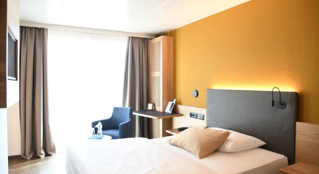 Номер Classic с балконом Engimatt City & Garden Hotel
