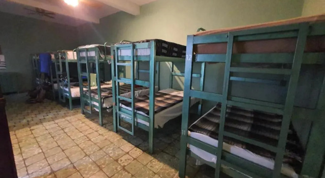 Кровать в общем номере Hierba De Conejo Hostel