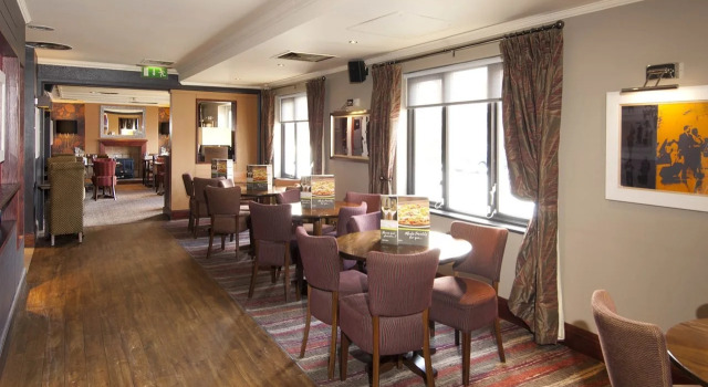 Premier Inn Gatwick Crawley Town West, Забронировать Отель Отели Исторического графства Суссекса 3 звезды, 3*