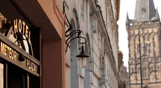 Hotel Meteor Plaza Prague, Забронировать Отель Отели Праги с парковкой, рядом с Музей Альфонса Мухи, Парковка