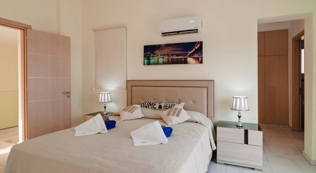 Villa Ravel, Boek Villa Peyia Paphos