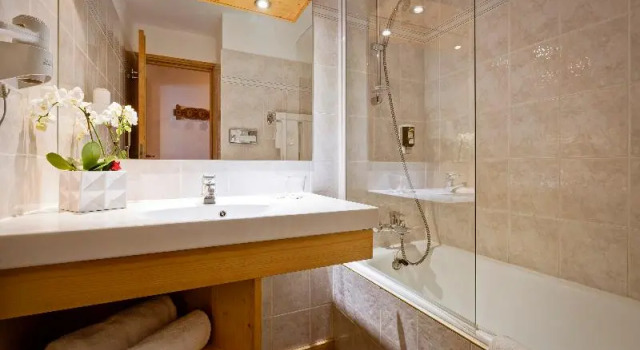 Одноместный номер Standard с балконом Hotel les Flocons