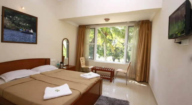 Номер Deluxe KSTDC Hotel Mayura Kauvery KRS