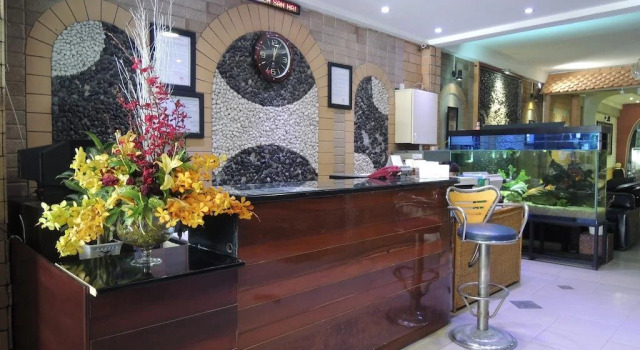 Hai Au Hotel, Забронировать Отель Отели Куан-Бинь-Тхань с завтраком, Завтраки