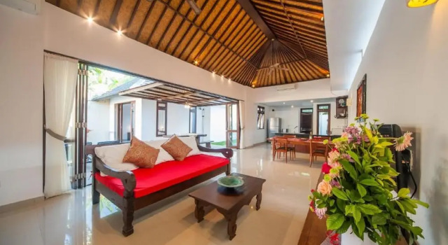 2 Bedroom TURIYA Villa Sanur, Rezervovat Vila Chaty v Bali, Chalupa